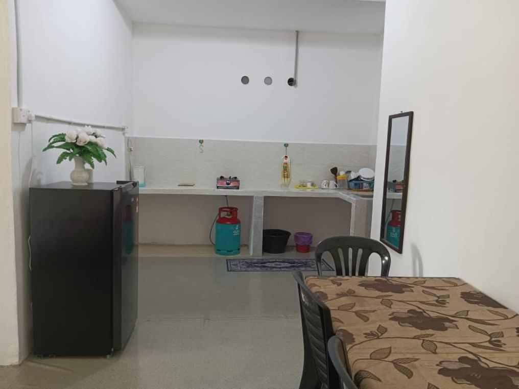 Homestay Lembah Tambunan Kampong Nail Exterior foto