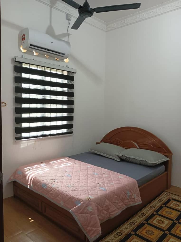 Homestay Lembah Tambunan Kampong Nail Exterior foto